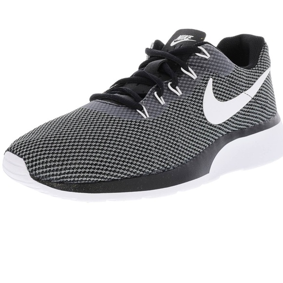 Mens Nike Tanjun Racer Sneakers - Picture 1 of 6